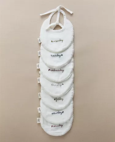 WEEKLY BABY BIB (PACK OF 7)