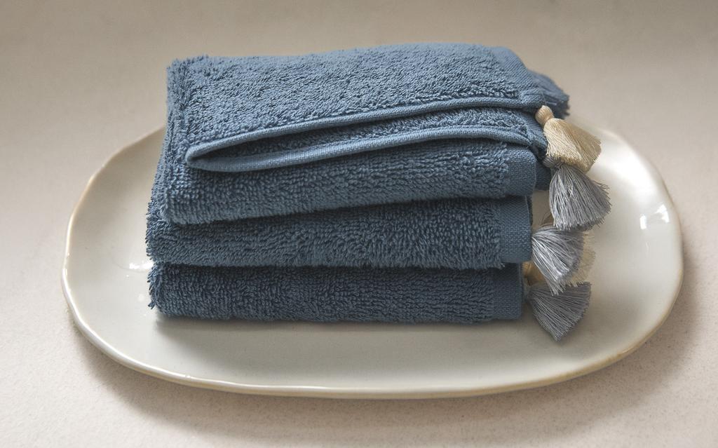 PACK OF HAND TOWELS WITH TASSELS (PACK OF 3)