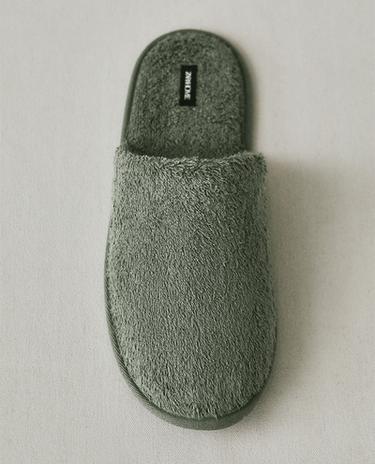 TERRY BATHROOM SLIPPERS