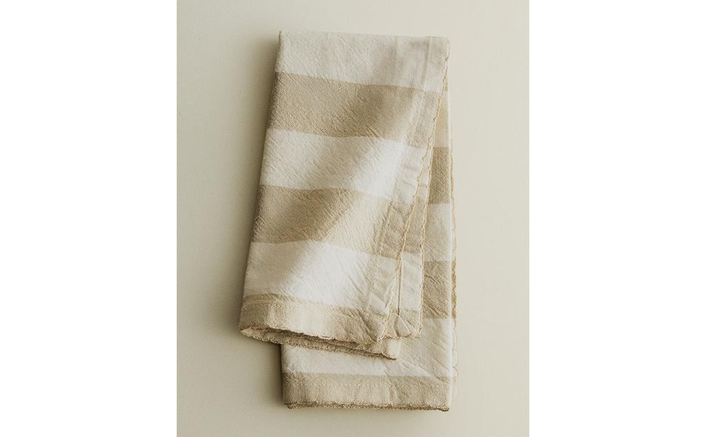 PACK OF DYED THREAD STRIPED NAPKINS (PACK OF 2)