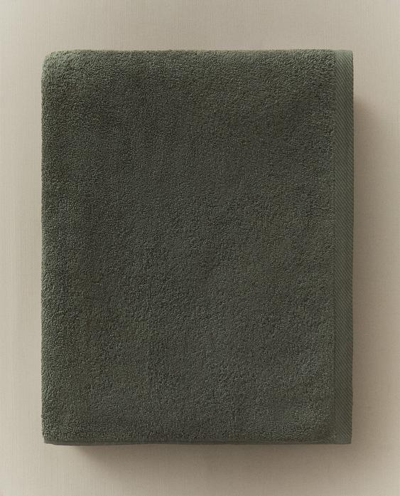 纯色棉织浴室毛巾（500 克/平方米）