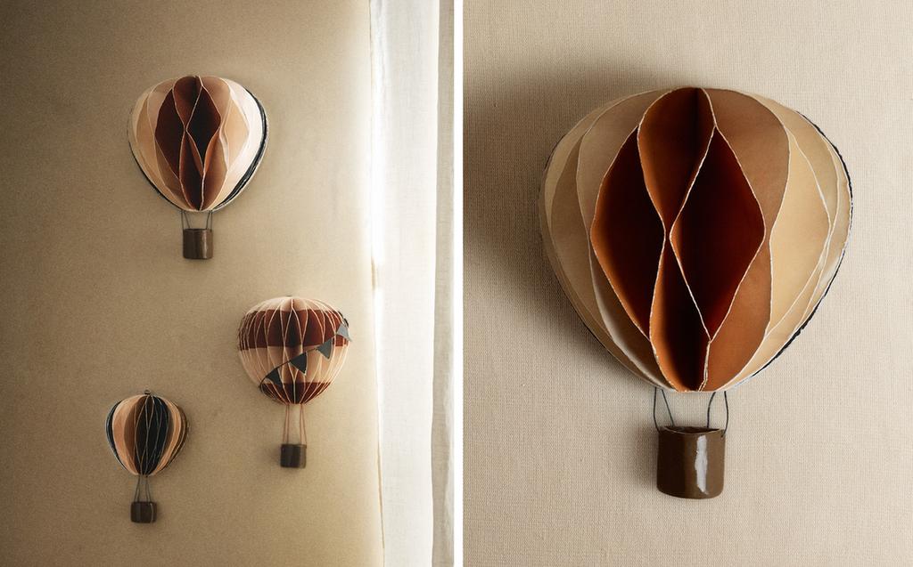 COLOURED PAPER WALL BALLOON (21 CM)