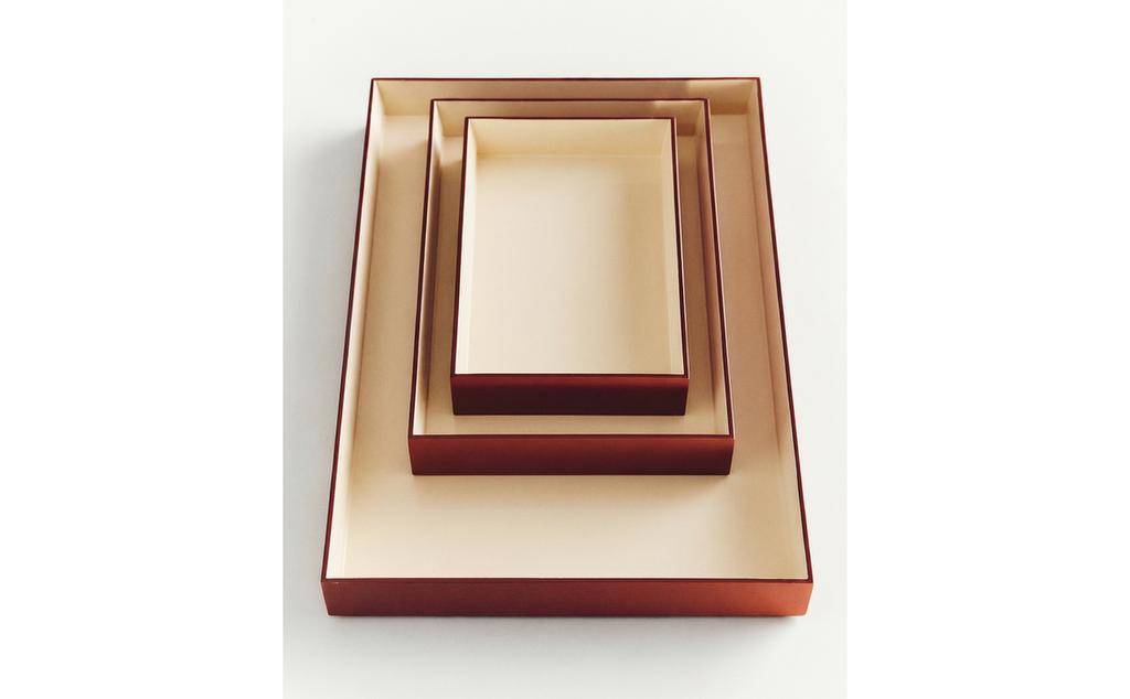 LACQUERED NESTING TRAY I COLIN KING