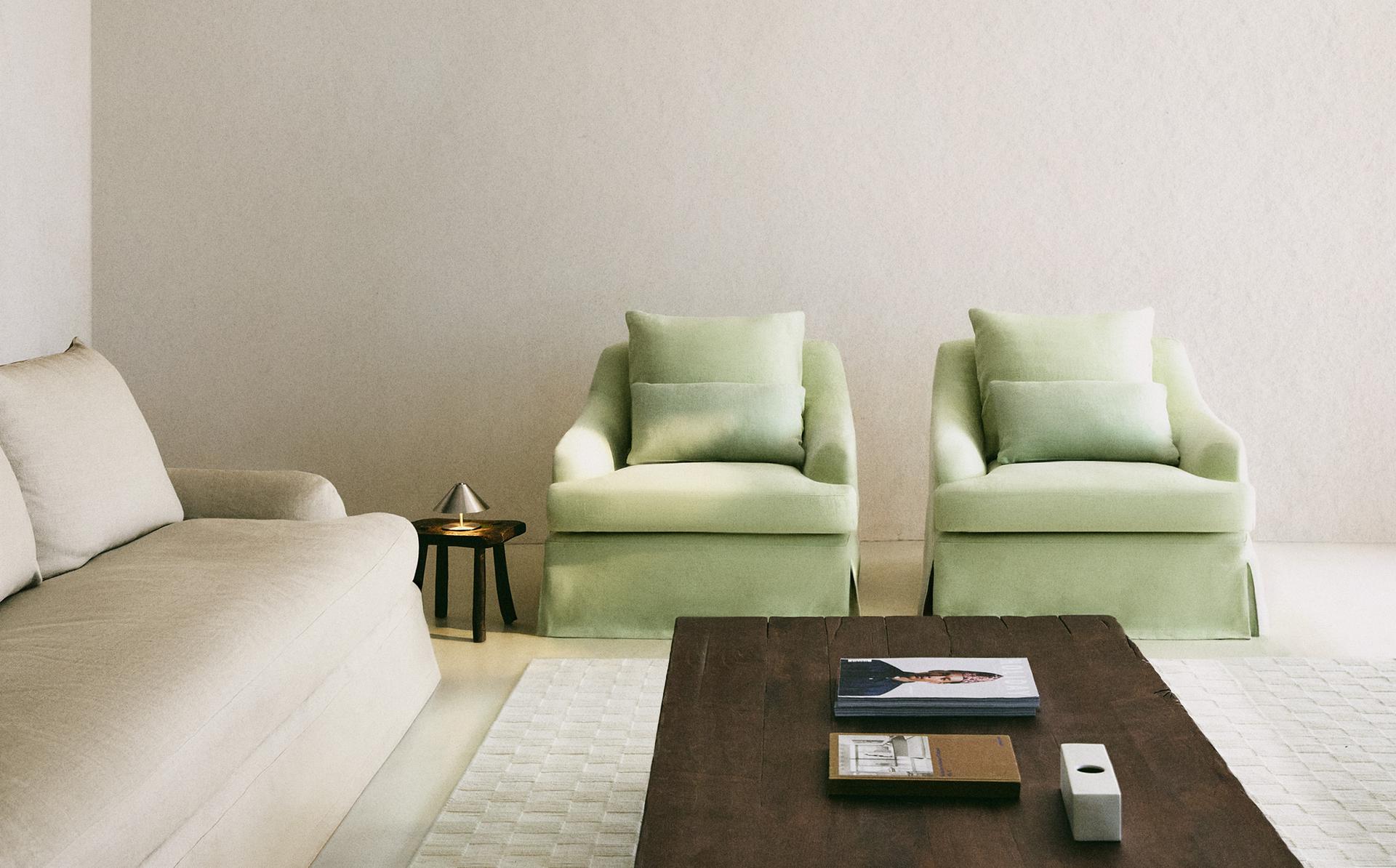 ARMCHAIR 01 ARMCHAIR 01