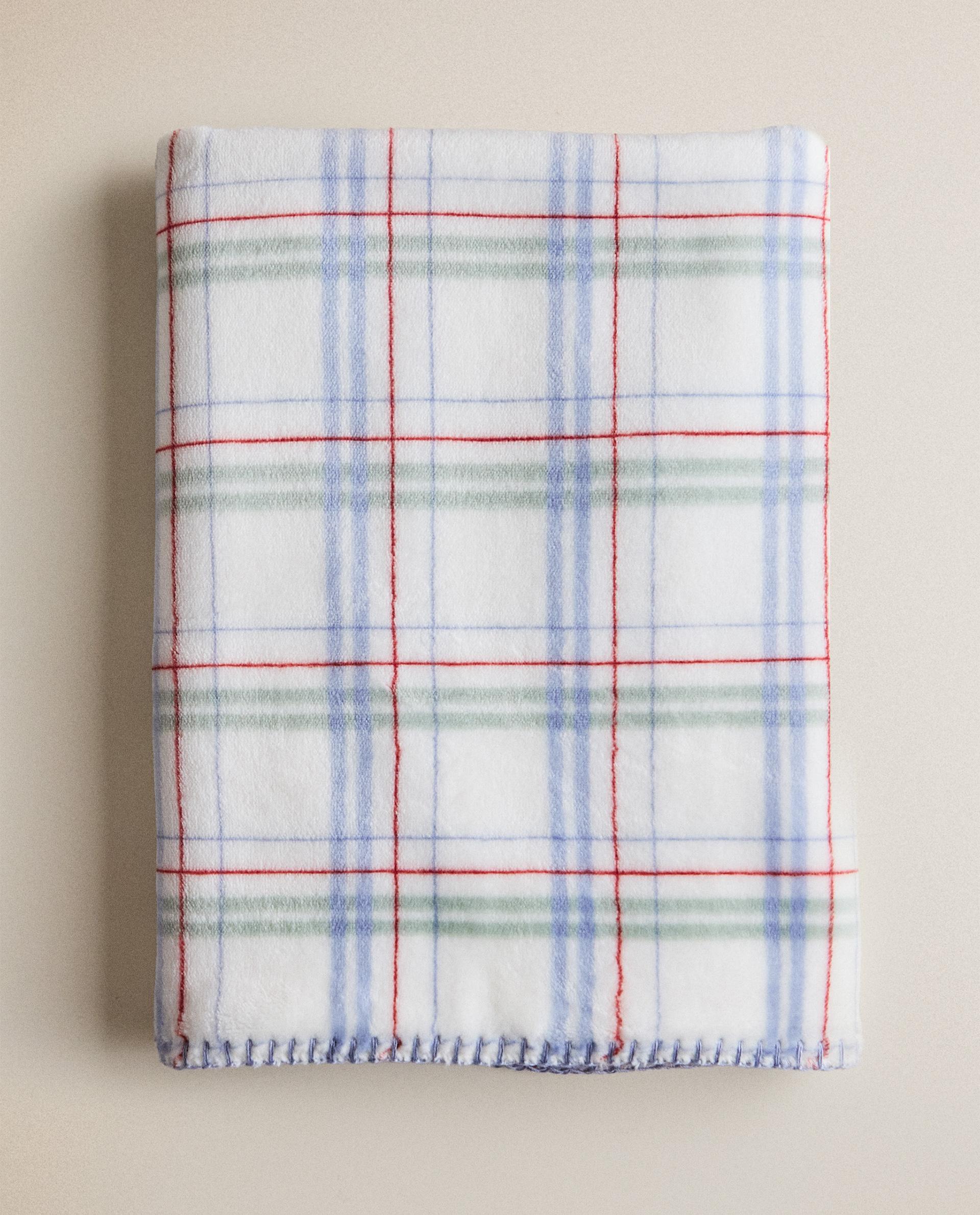 CHECK CHILDREN'S BLANKET CHECK CHILDREN'S BLANKET