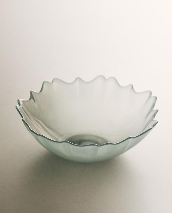 SCALLOPED GLASS BOWL SCALLOPED GLASS BOWL