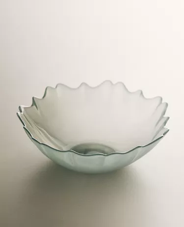 波浪边玻璃碗