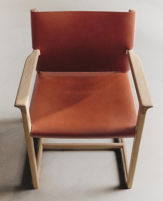 CHAIR 03