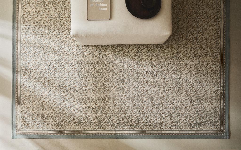 花朵图案雕版印花地毯