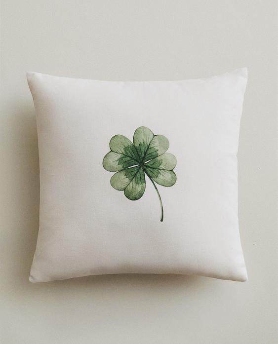 CLOVER CUSHION COVER