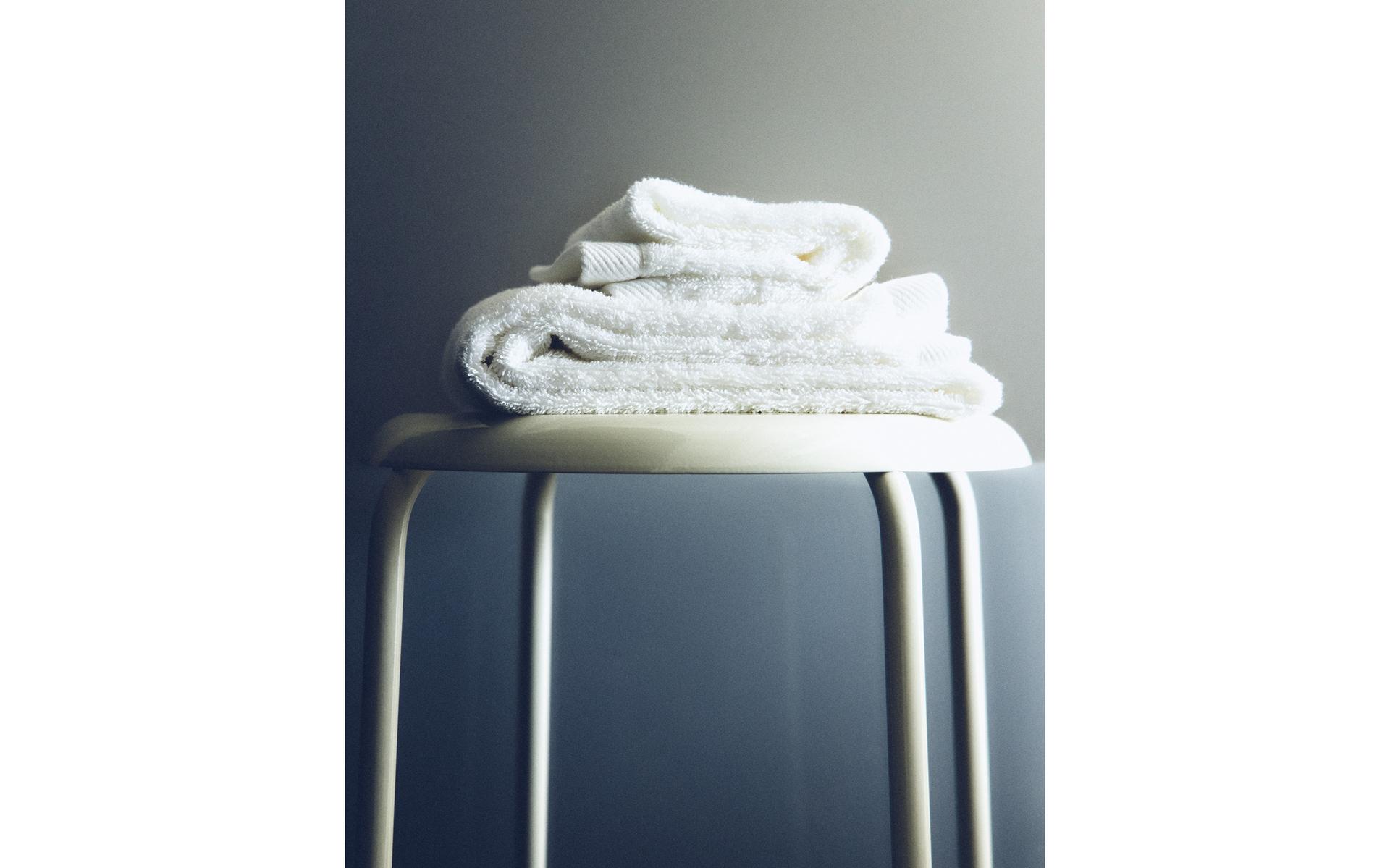 PLAIN COTTON TERRY BATH TOWEL (500 GXM²)