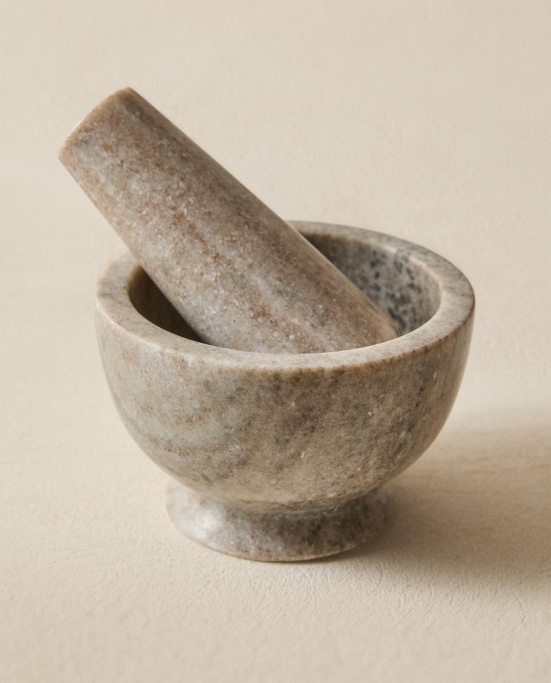 MARBLE PESTLE AND MORTAR MARBLE PESTLE AND MORTAR