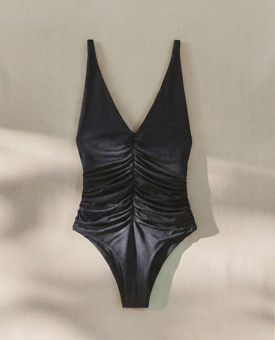 GATHERED BEACH SWIMSUIT GATHERED BEACH SWIMSUIT