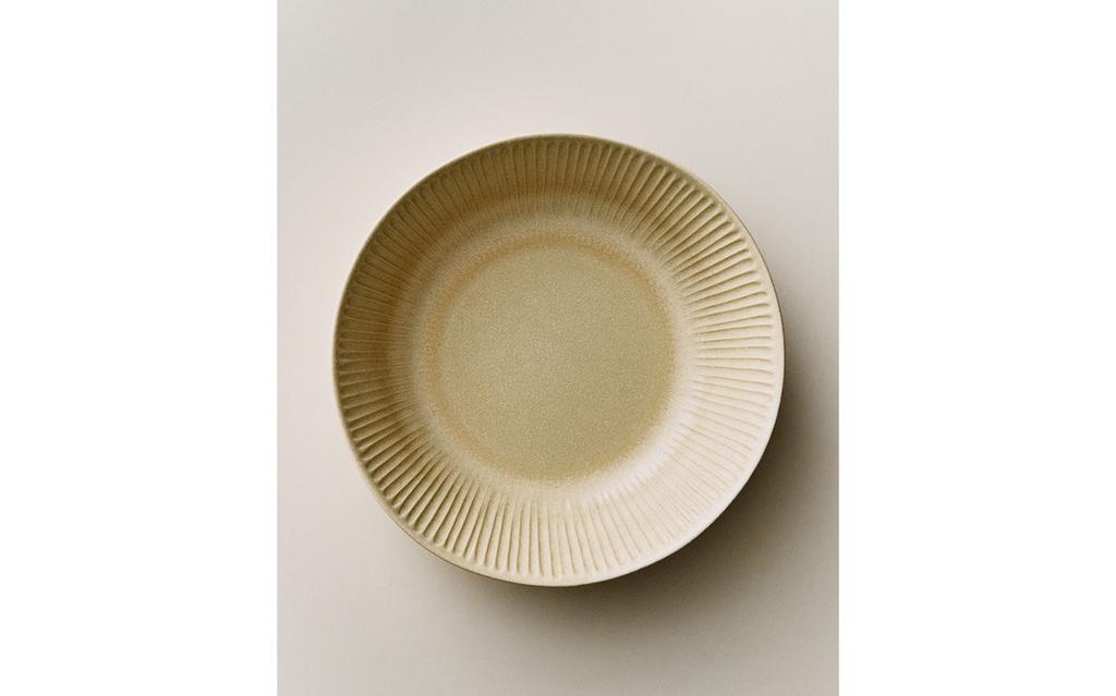 条纹炻瓷深盘