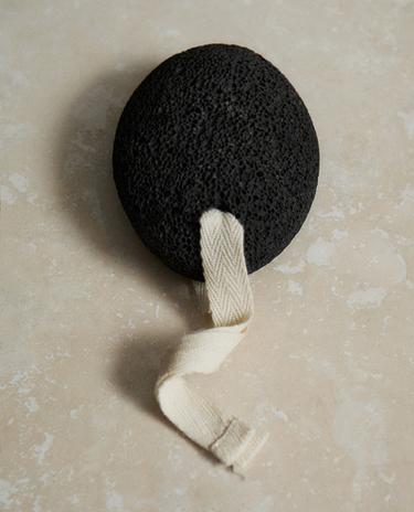 VOLCANIC ROCK PUMICE STONE