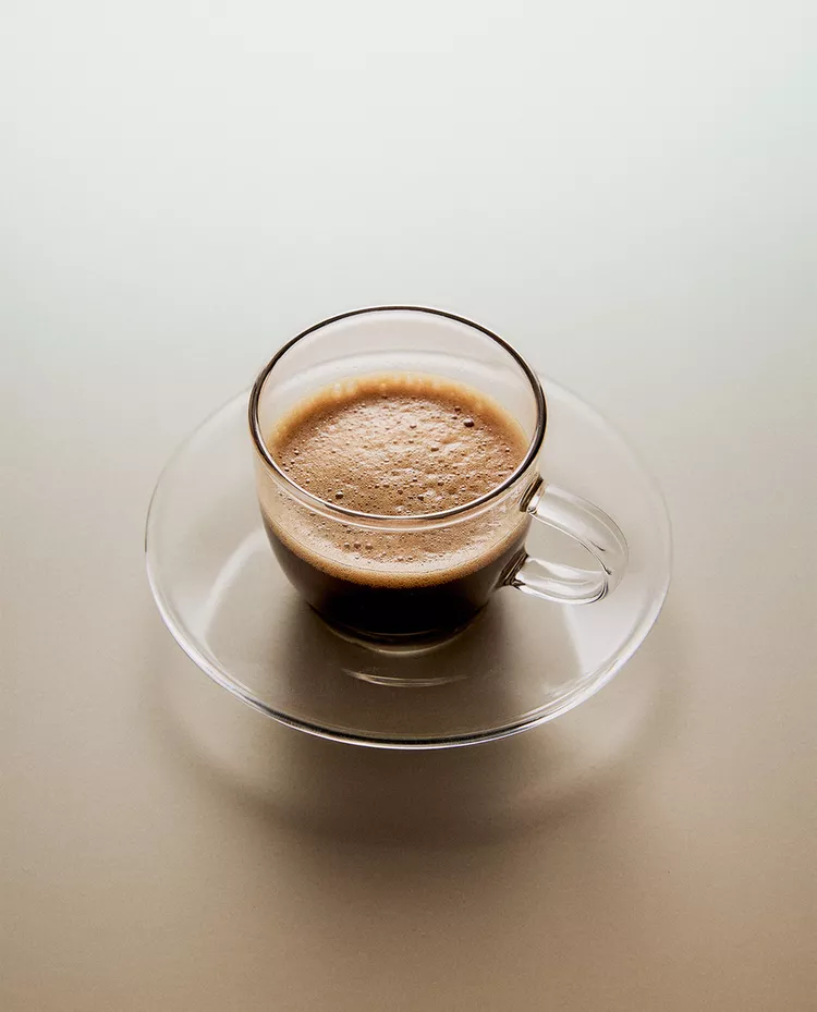 银边硼硅玻璃茶杯和杯碟