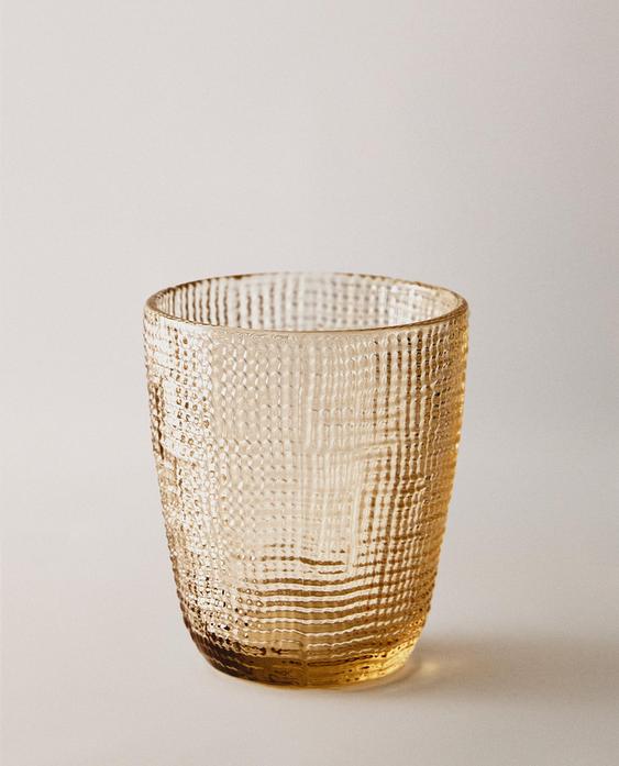 RAISED DESIGN GLASS TUMBLER RAISED DESIGN GLASS TUMBLER