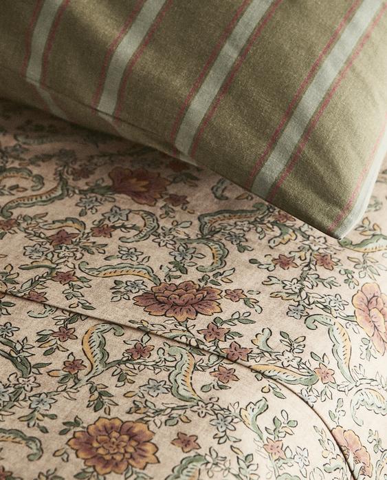 FLORAL PRINT SATEEN FLAT SHEET (300 THREAD COUNT)