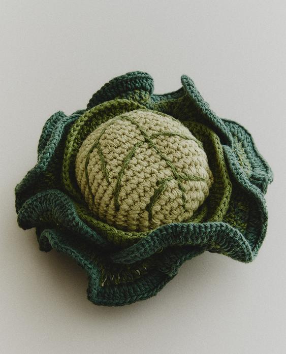 LETTUCE PET TOY