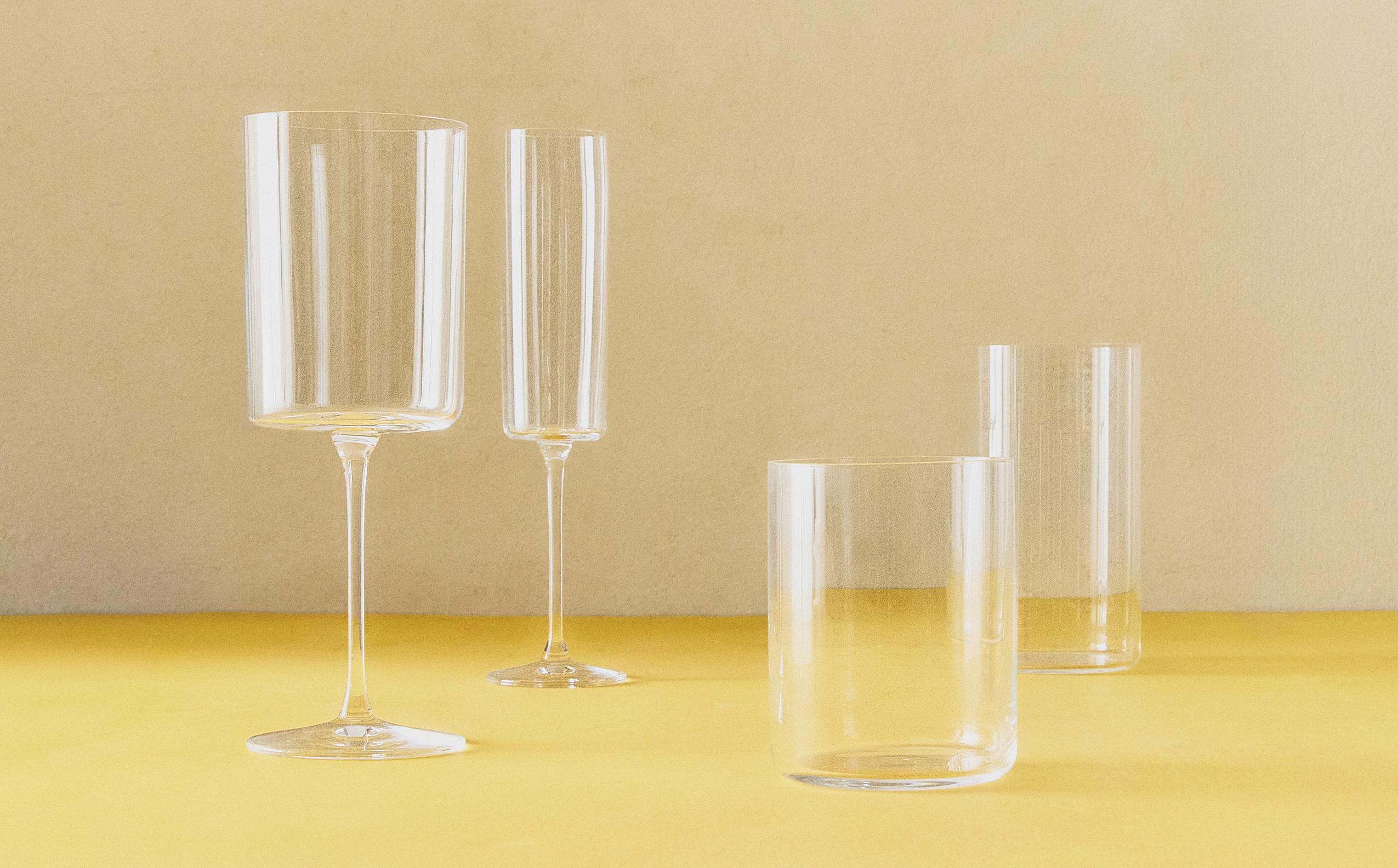 STRAIGHT CRYSTALLINE GLASSWARE SET