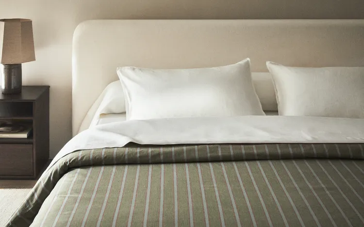 STRIPED PERCALE DUVET COVER (300 THREAD COUNT)
