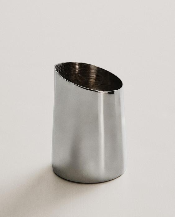 STEEL VASE