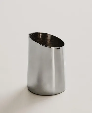 STEEL VASE