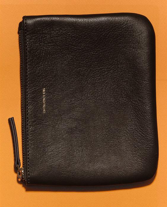 “急救包”皮革洗漱包