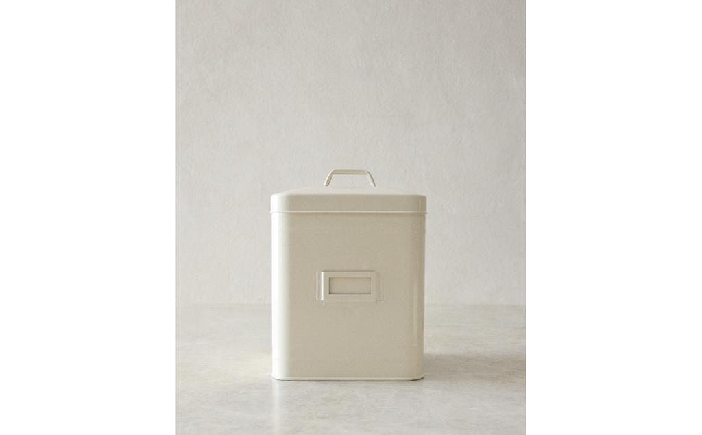 LAUNDRY CAPSULE CONTAINER LAUNDRY CAPSULE CONTAINER