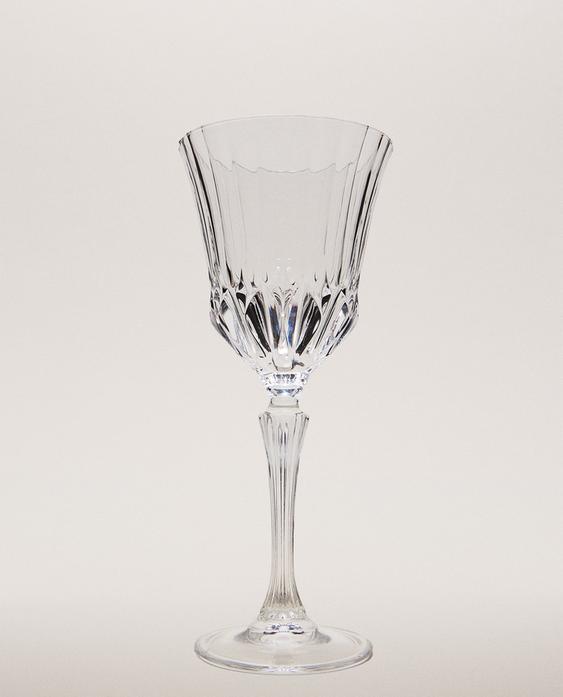 ENGRAVED-EFFECT CRYSTALLINE WINE GLASS ENGRAVED-EFFECT CRYSTALLINE WINE GLASS