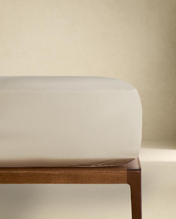 PERCALE FITTED SHEET | 30 CM HIGH (200 THREAD COUNT) PERCALE FITTED SHEET | 30 CM HIGH (200 THREAD COUNT)