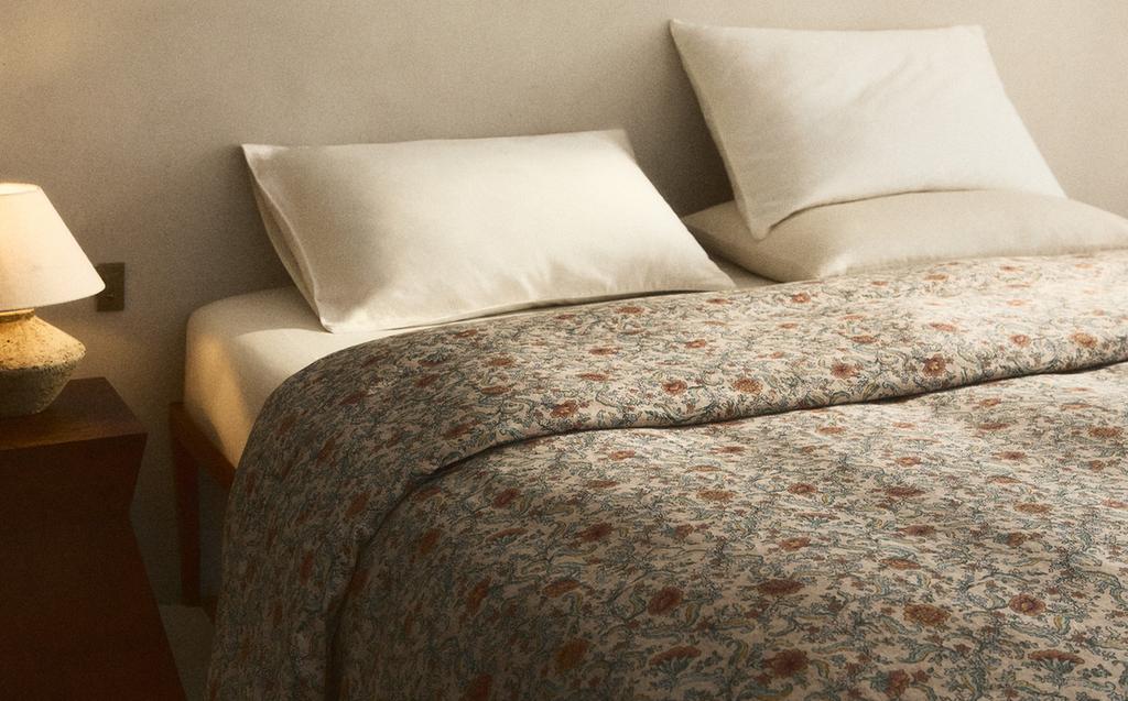 花卉缎面被套（300 纱支）