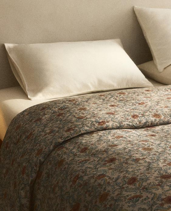 FLORAL PRINT SATEEN DUVET COVER (300 THREAD COUNT)