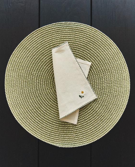 PAPER PLACEMAT (PACK OF 2) PAPER PLACEMAT (PACK OF 2)