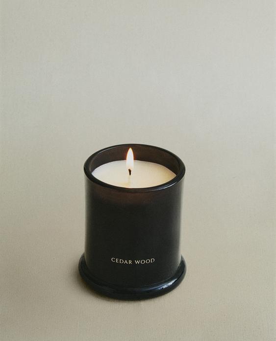 (150 G) CEDAR WOOD SCENTED CANDLE