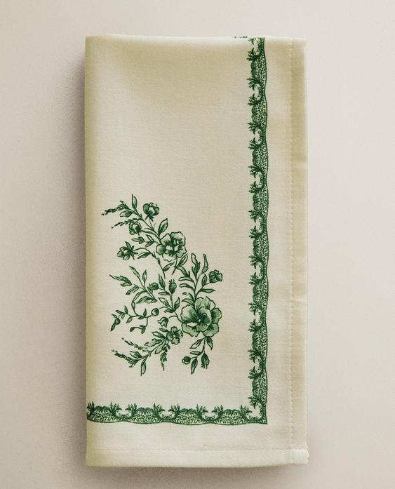 PACK OF FLORAL SATIN NAPKINS (PACK OF 2)