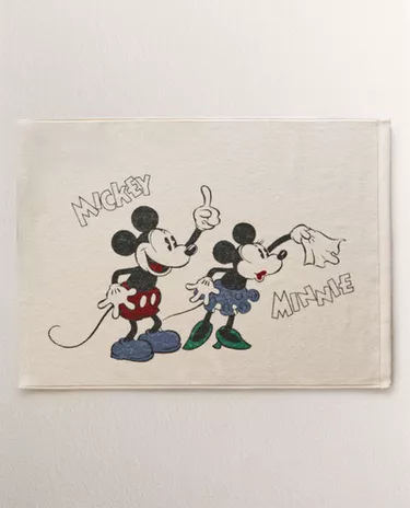 KIDS' MICKEY & MINNIE ©DISNEY BATH MAT KIDS' MICKEY & MINNIE ©DISNEY BATH MAT