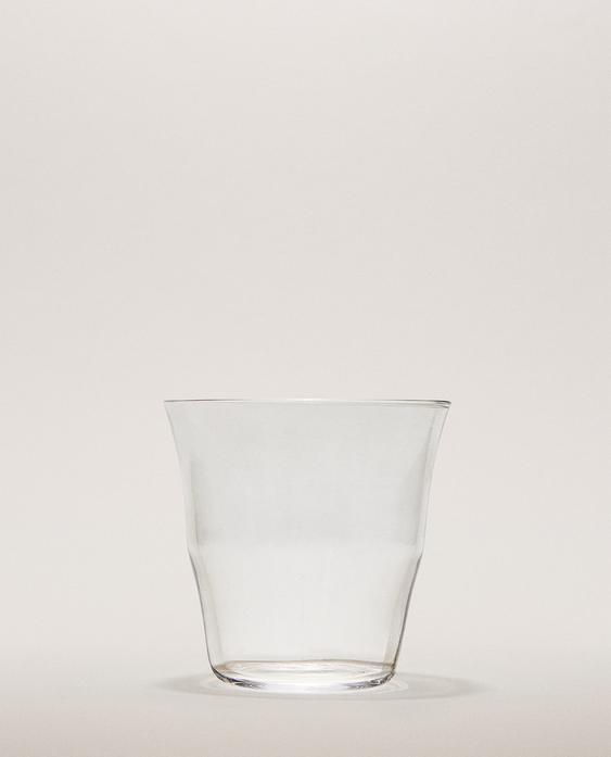SMALL GLASS TUMBLER