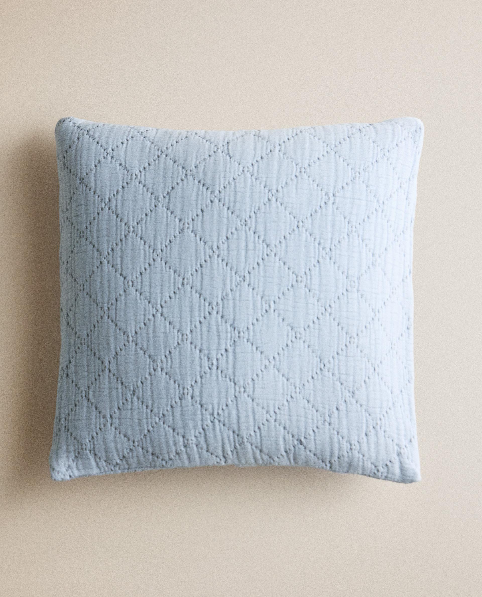 CHILDREN’S DIAMOND CUSHION COVER CHILDREN’S DIAMOND CUSHION COVER