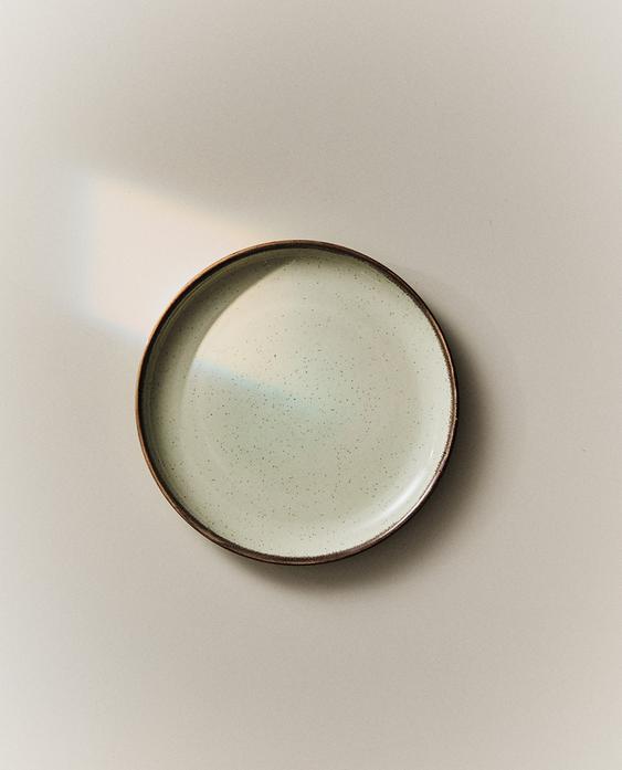 复古边缘瓷制面包盘