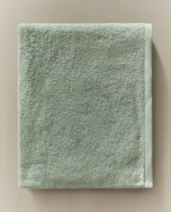 PLAIN COTTON TERRY BATH TOWEL (500 GXM²) PLAIN COTTON TERRY BATH TOWEL (500 GXM²)