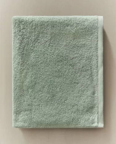 纯色棉织浴室毛巾(500 克/平方米)