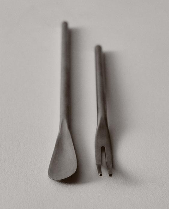 PACK OF STEEL SPOONS AND FORKS