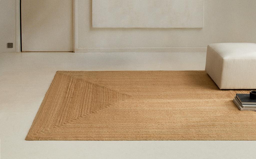 RECTANGULAR JUTE RUG