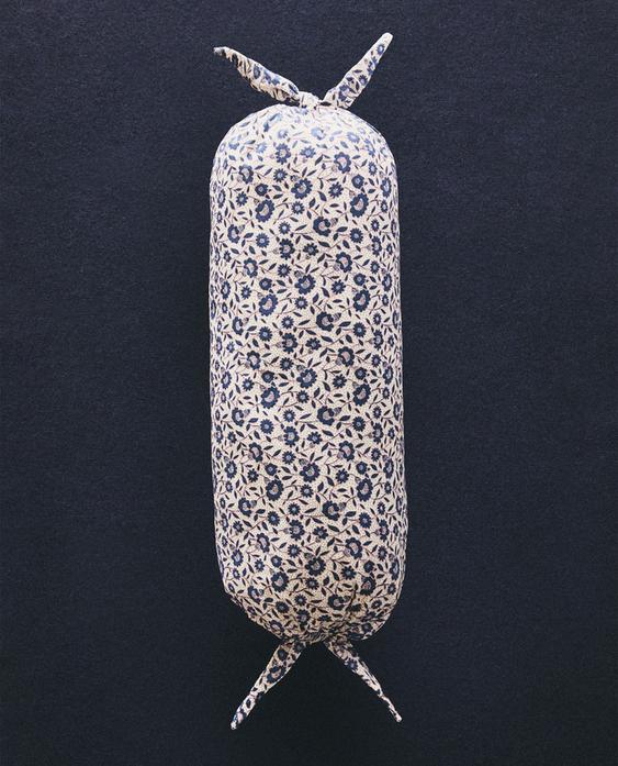 KIDS' FLORAL CUSHION KIDS' FLORAL CUSHION