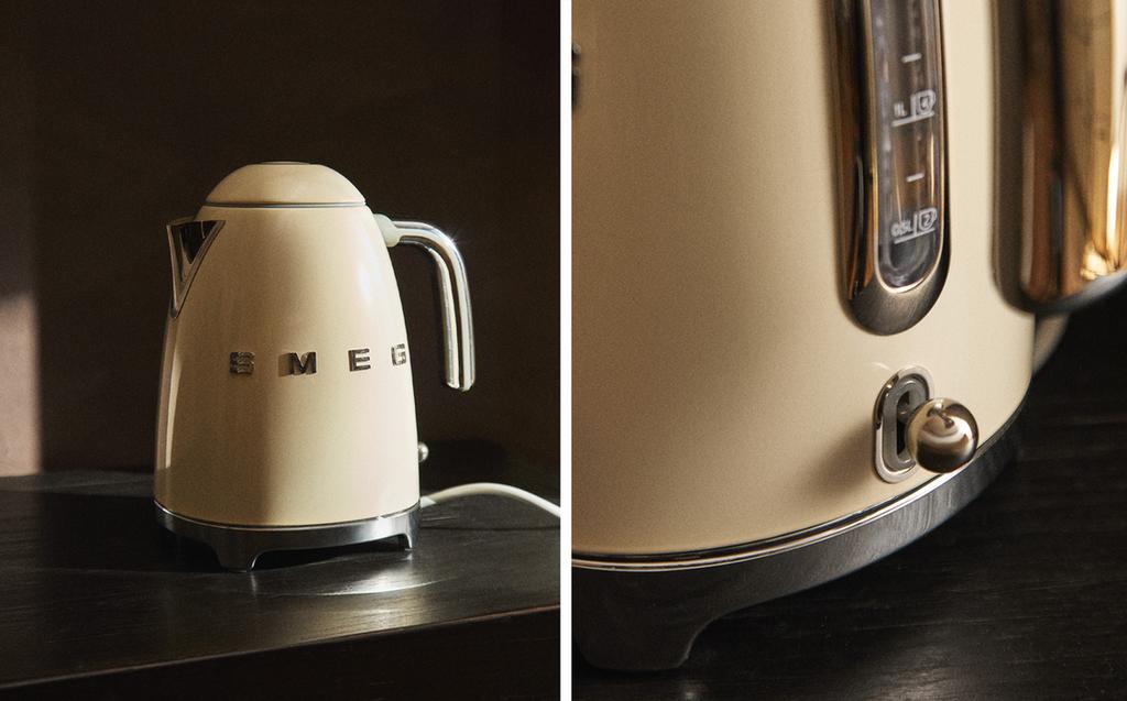 SMEG KETTLE