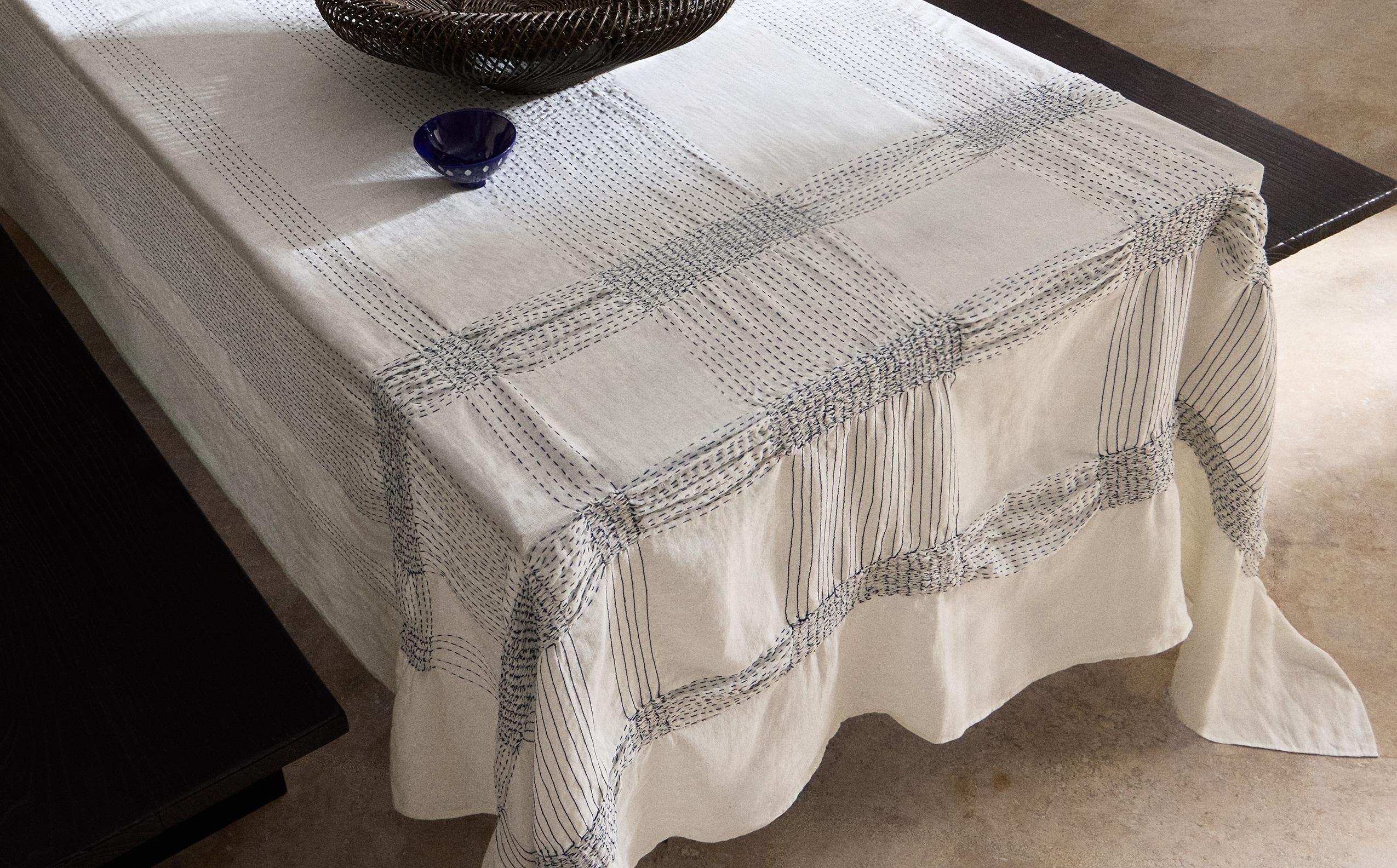 EMBROIDERED LINEN TABLECLOTH X FANGLU LIN