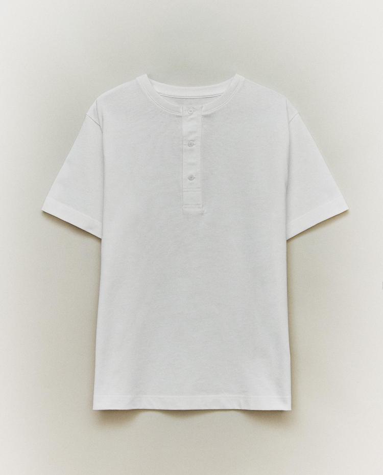 COTTON T-SHIRT WITH BUTTONS