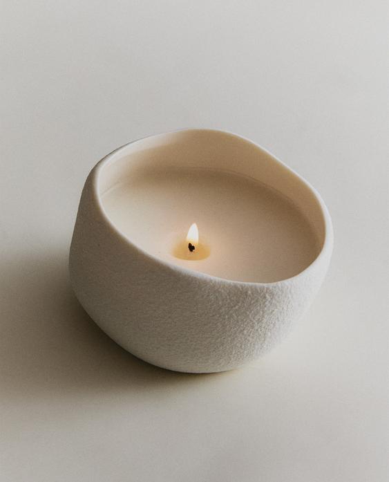DECORATIVE TEXTURED CANDLE