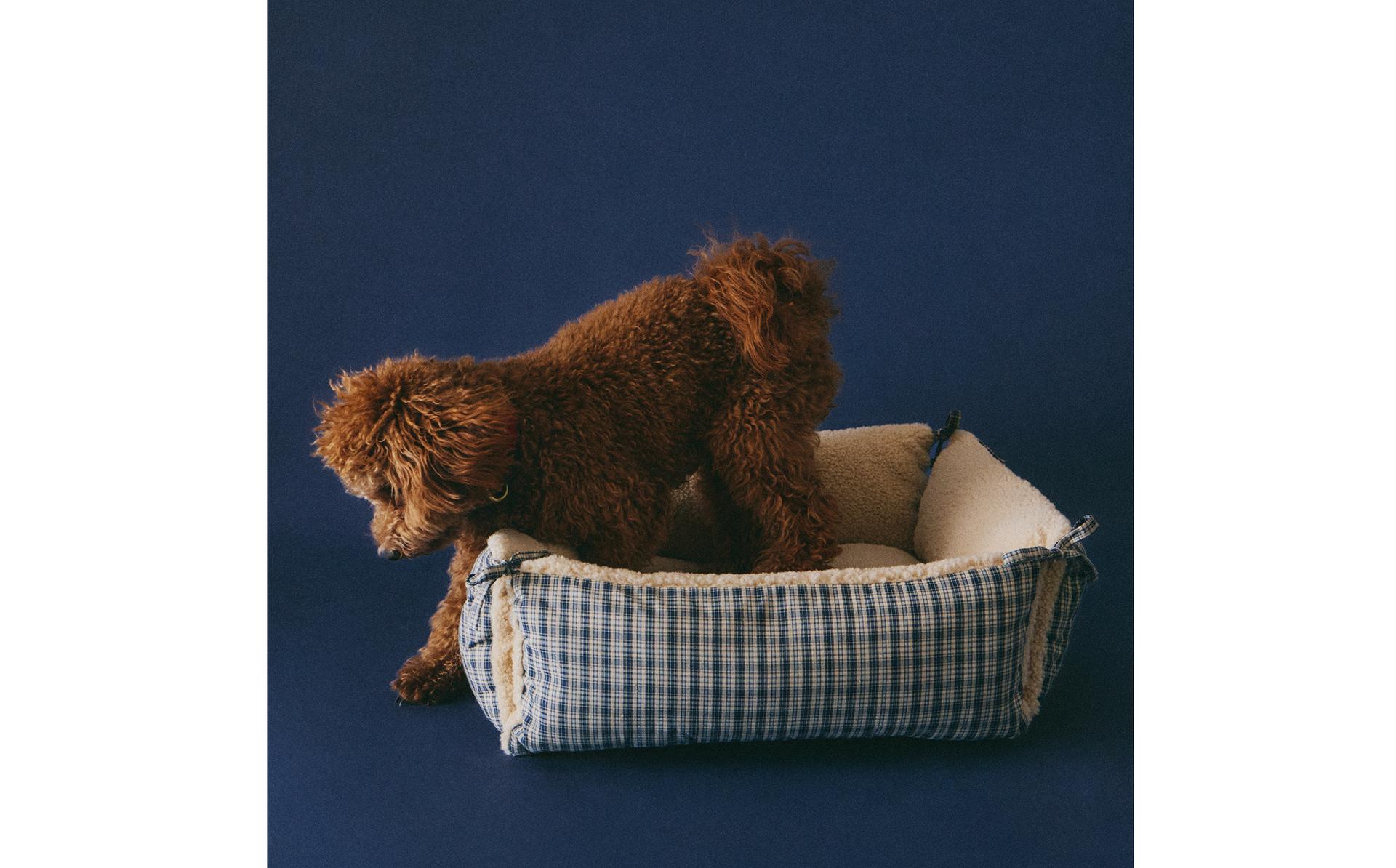GINGHAM PET BED